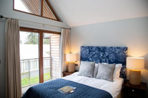 Double Bedroom in Mews Cottage